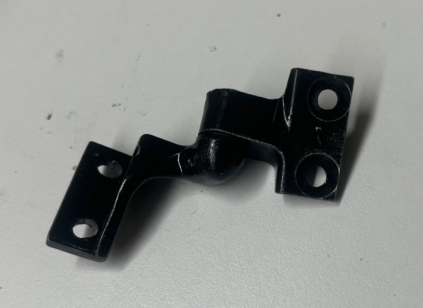 OEM IH L, R Series Wing Vent Window Hinge Assembly (Used) (Driver's Side) - SFJJ2T0121