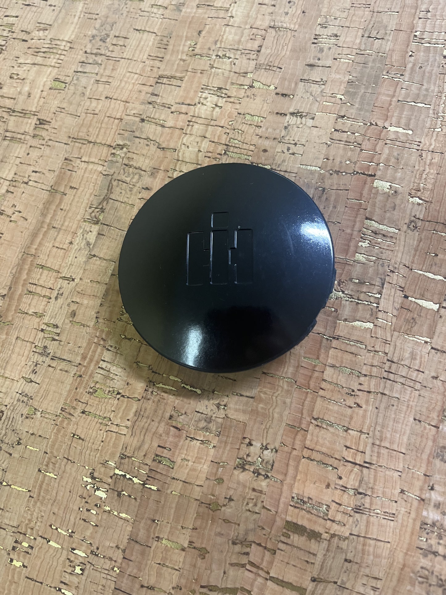 NOS MOT Horn Button (Rare) - SFJJ2T0013