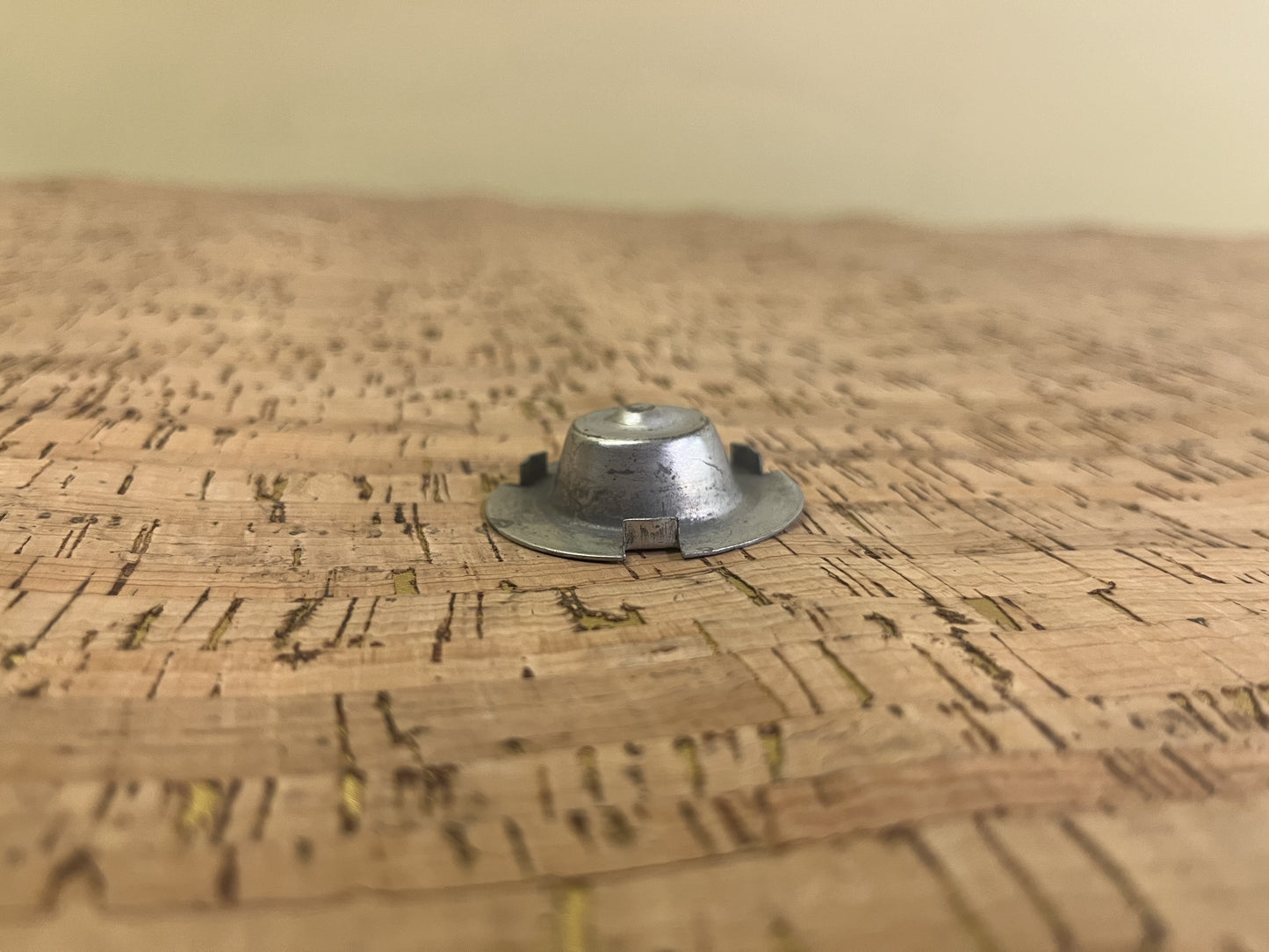 OEM (used) IH Horn Button Contact Plate - SFJJ2T0027