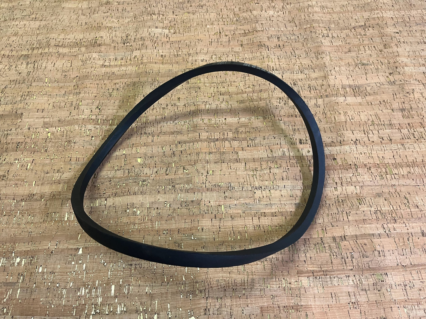 5/8" V Belt for IH SD220 - BD240 - SFJJ2T0021