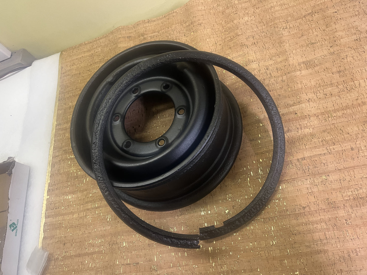 OEM IH 16" Rim 'Big Six' / Split Rim (7 1/4" x 5 1/2") (powder-coated) - SFJJ2T0025