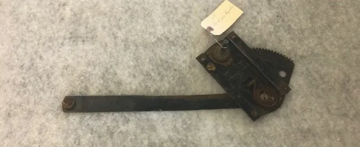 OEM IH L/R Series Driver's Side Window Regulator - SFJJ2T0081