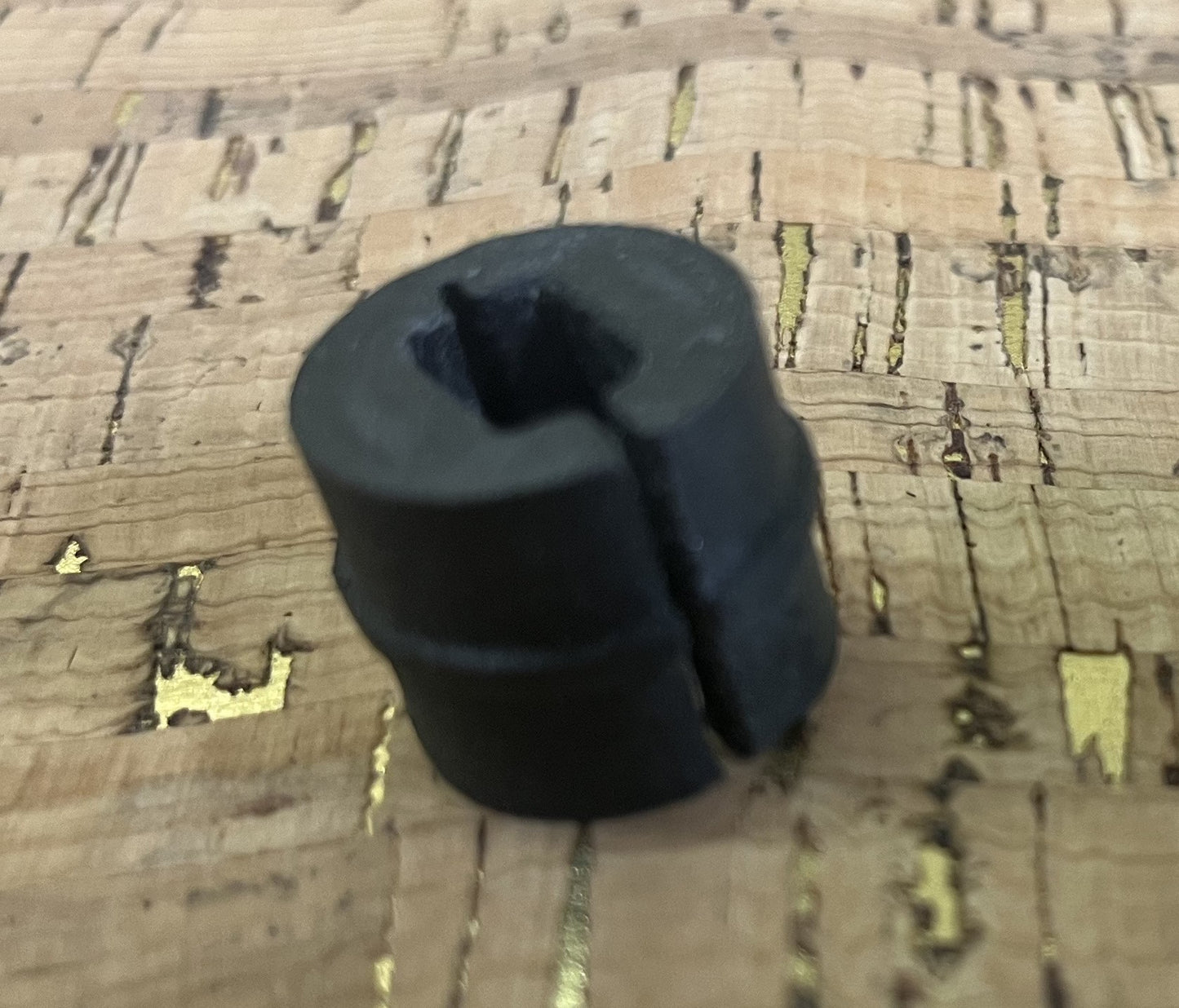 L, R, S Wing Vent Window Pivot Shaft Replacement Bushing (Single) - SFJJ2T0071