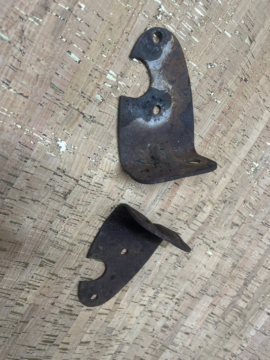 IH OEM Tail Light Brackets - Pair - Rare - Used - SFJJ2T0137