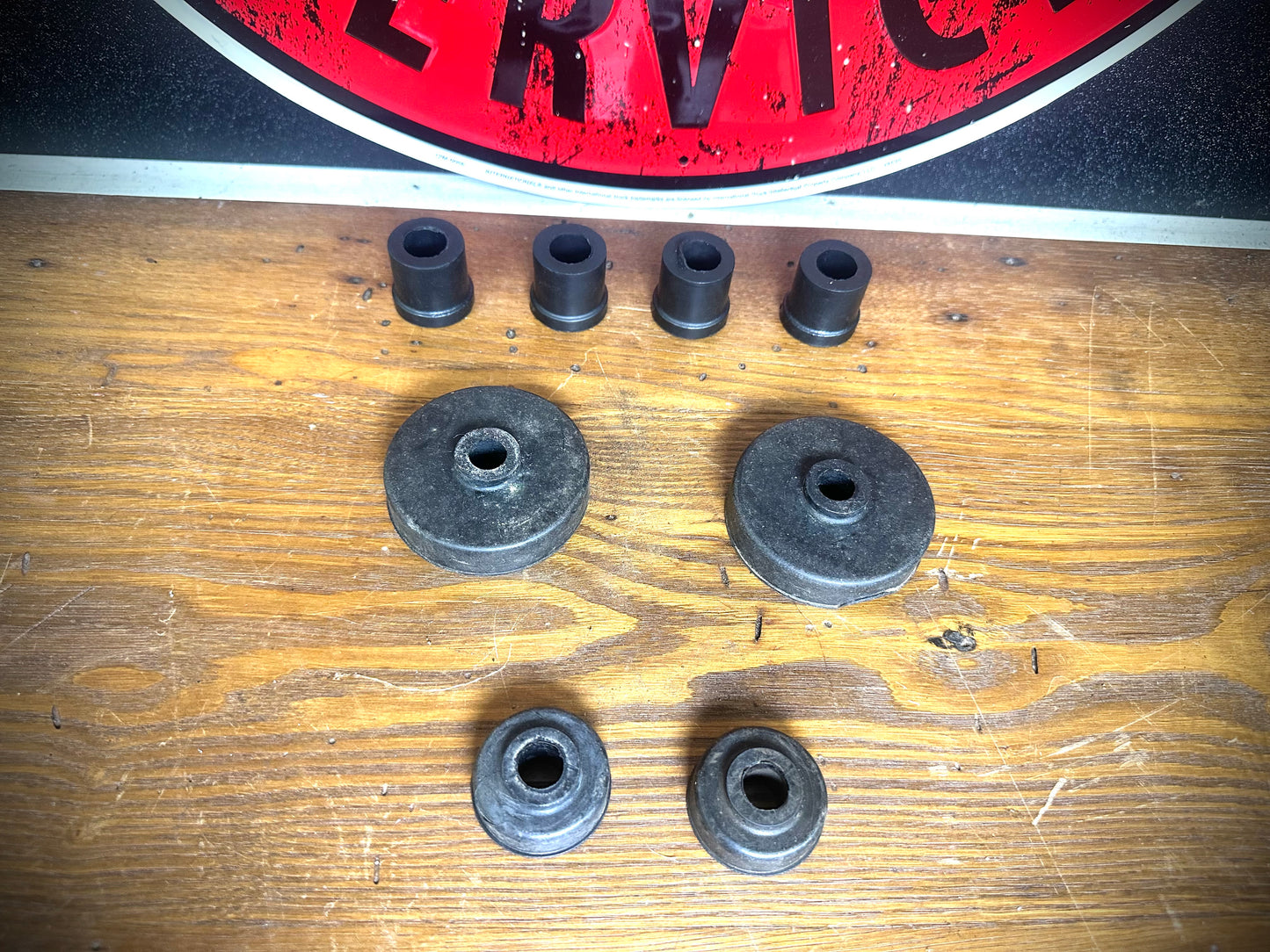 NOS IH Cab Mount Insulator Kit - SFJJ2T0275