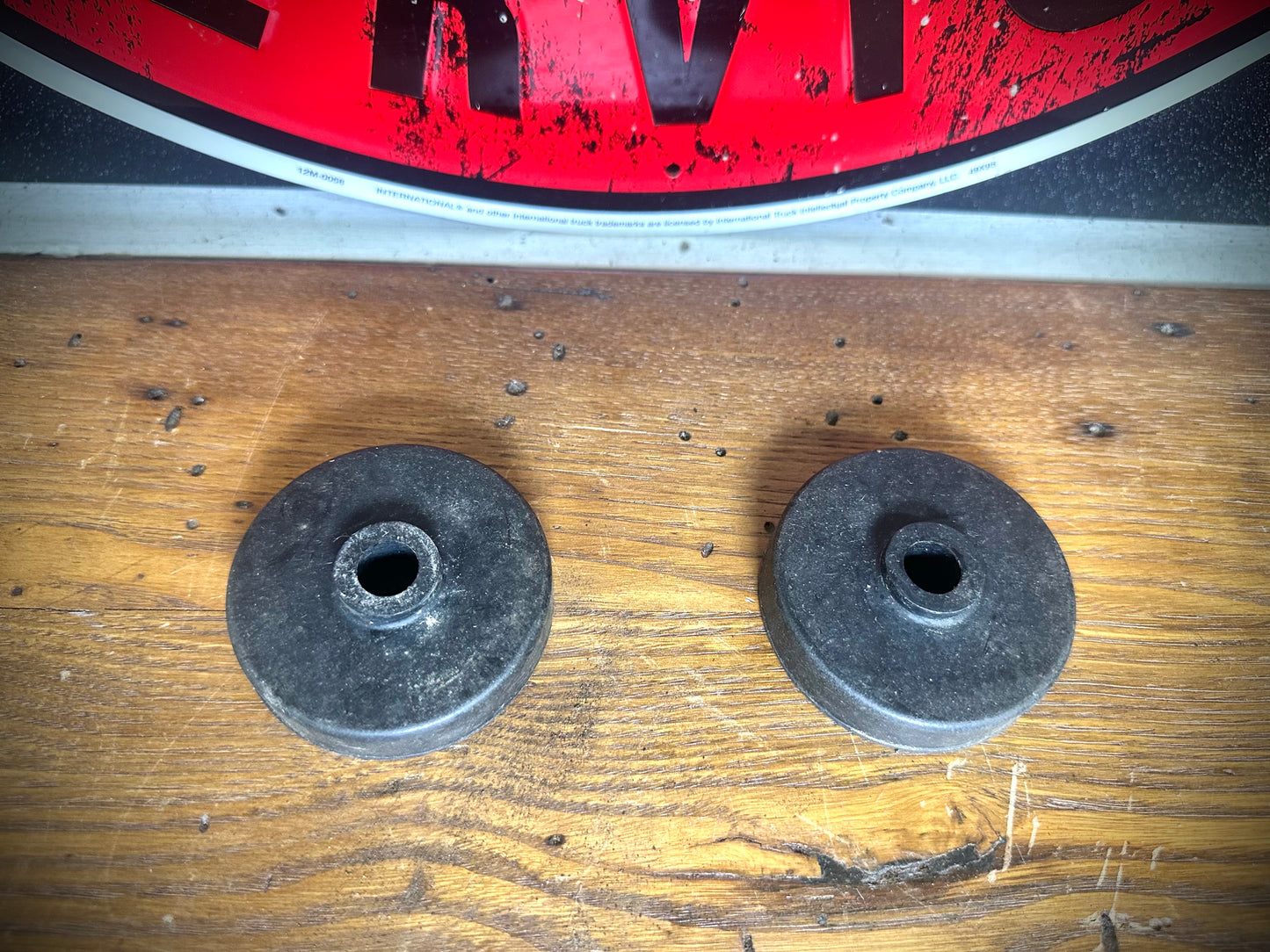 NOS IH Cab Mount Insulator Kit - SFJJ2T0275