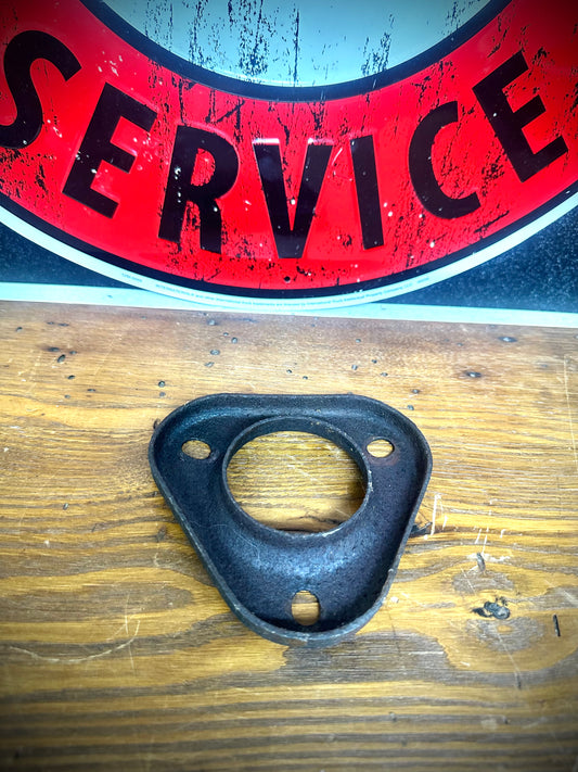 OEM IH 3 Bolt Exhaust Downpipe Retainer - SFJJ2T0278