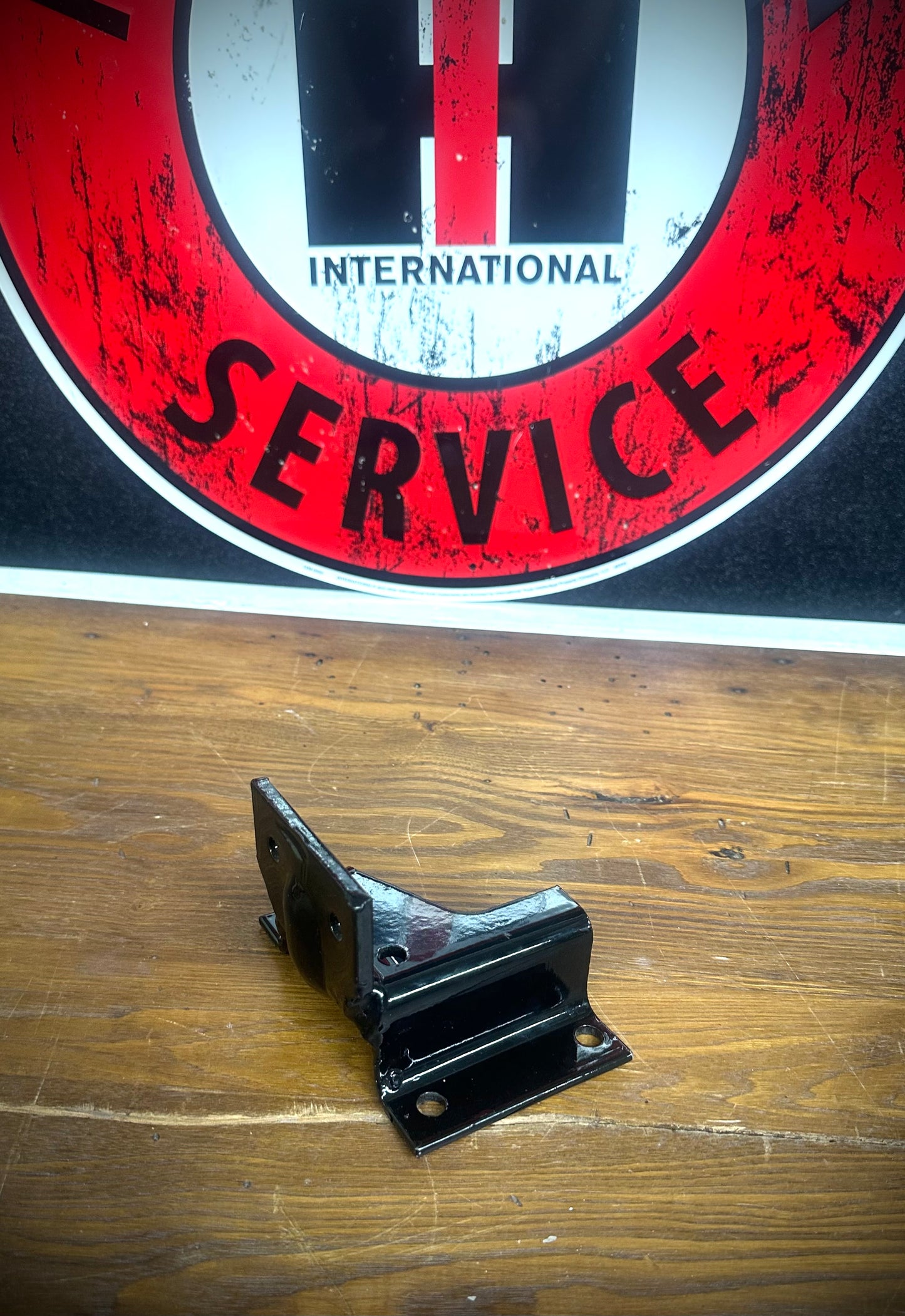 OEM IH Front Upper Engine Mount Support Bracket - Powdercoated - SFJJ2T0226