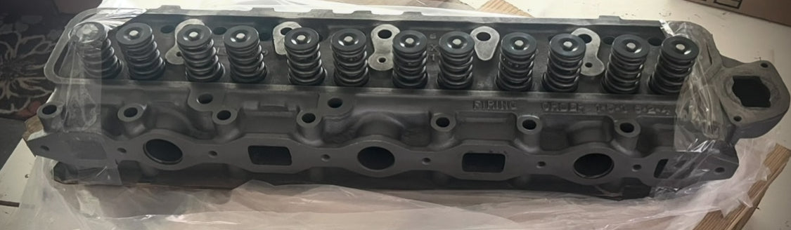 OEM Rebuilt International Cylinder Head - 6 Cylinder - Straight-Valve - Gas - SFJJ2T0233