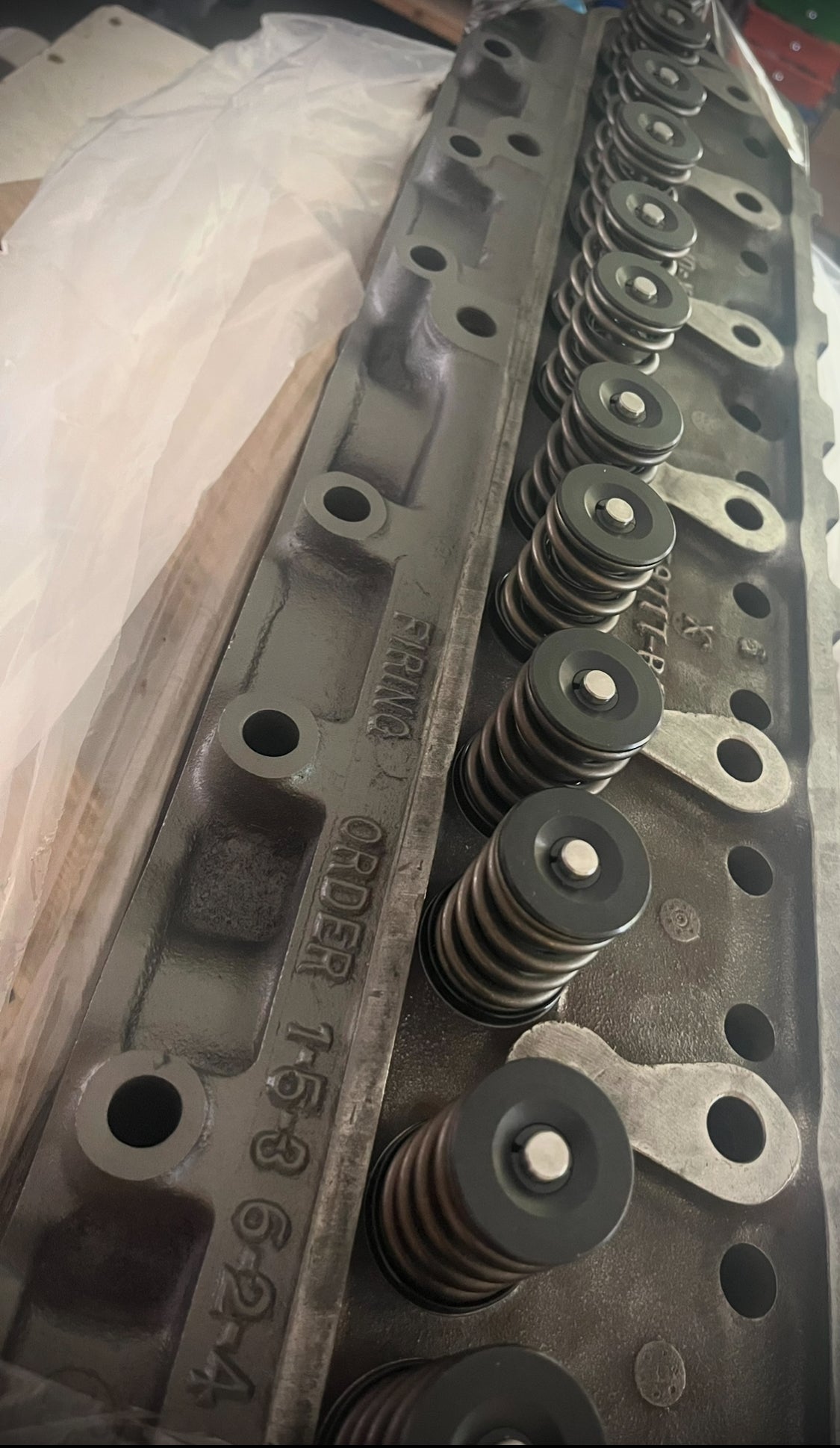 OEM Rebuilt International Cylinder Head - 6 Cylinder - Straight-Valve - Gas - SFJJ2T0233