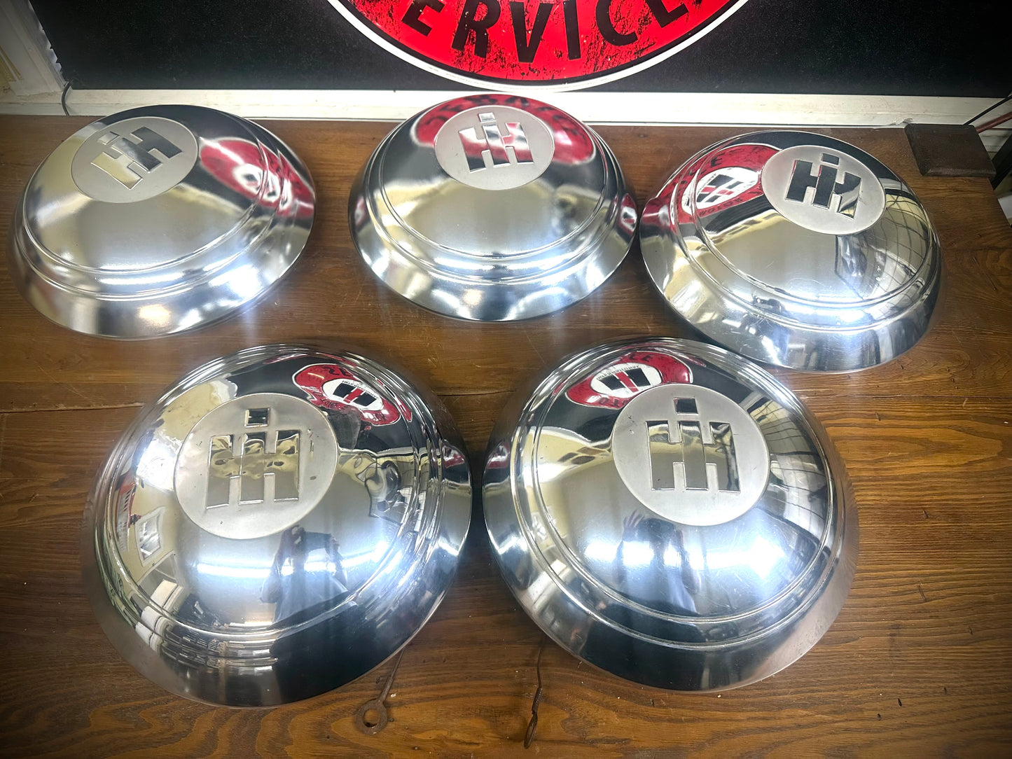 OEM International MOT 3/4T Hubcaps - Set of 5 - SFJJ2T0234