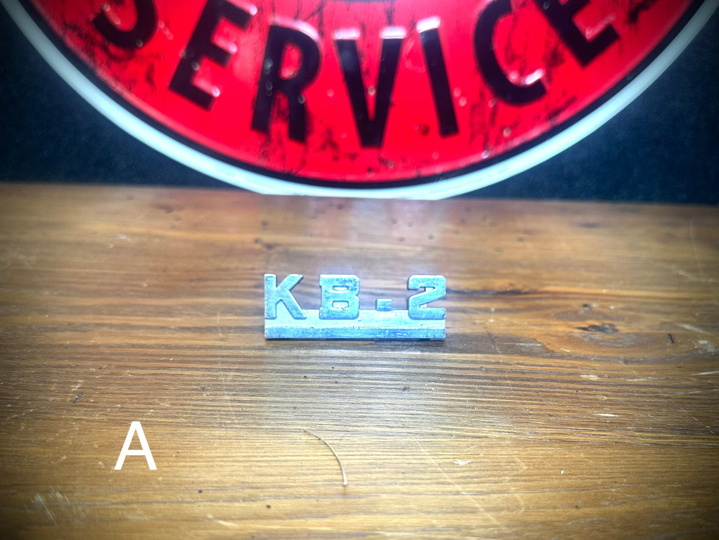 OEM IH KB2 Emblem - SFJJ2T0237