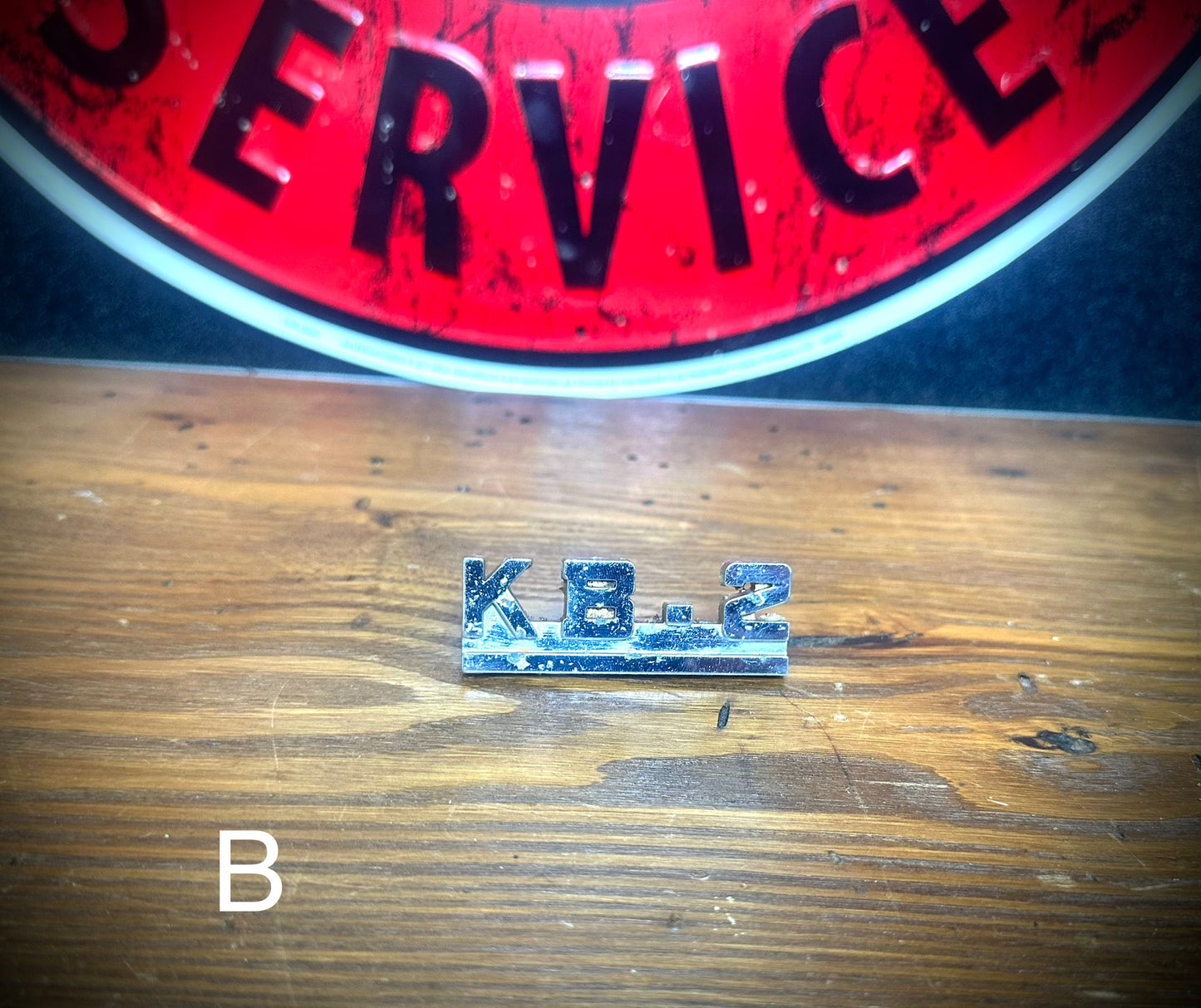 OEM IH KB2 Emblem - SFJJ2T0237