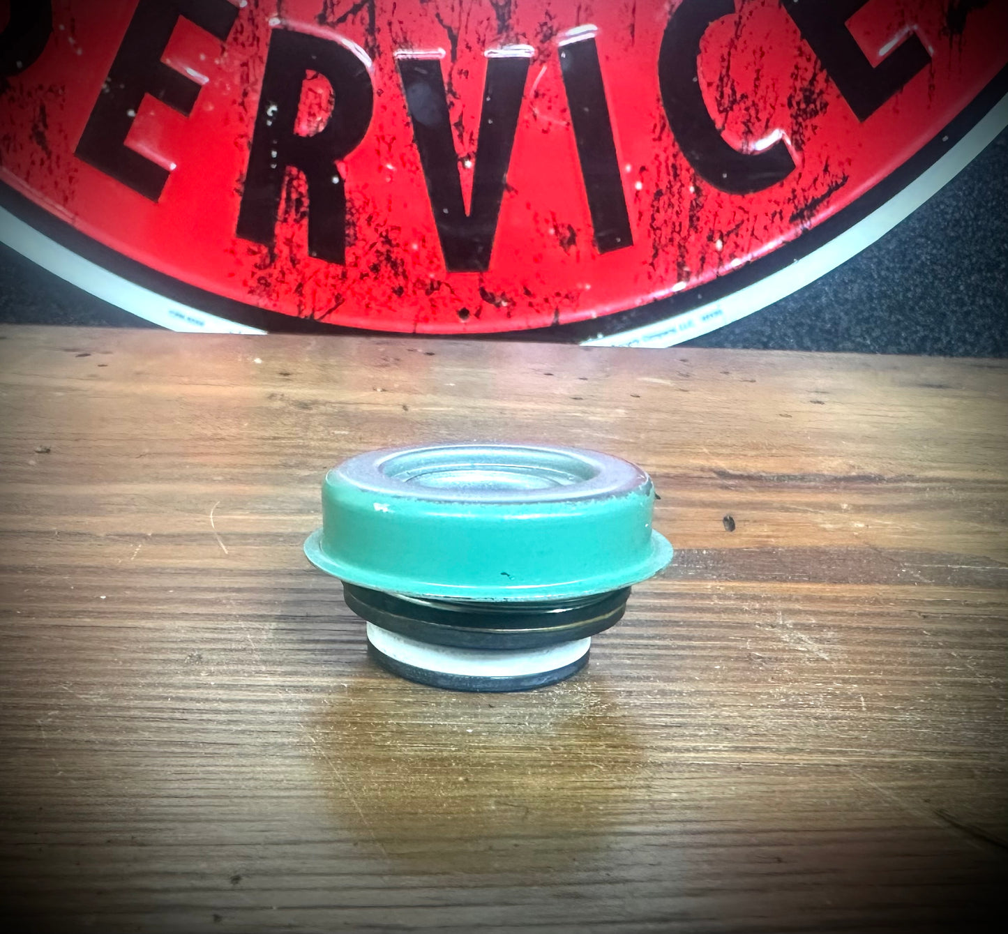 Replacement Water Pump Seal for IH 6 Cylinder - SD220-BD264 - SFJJ2T0244