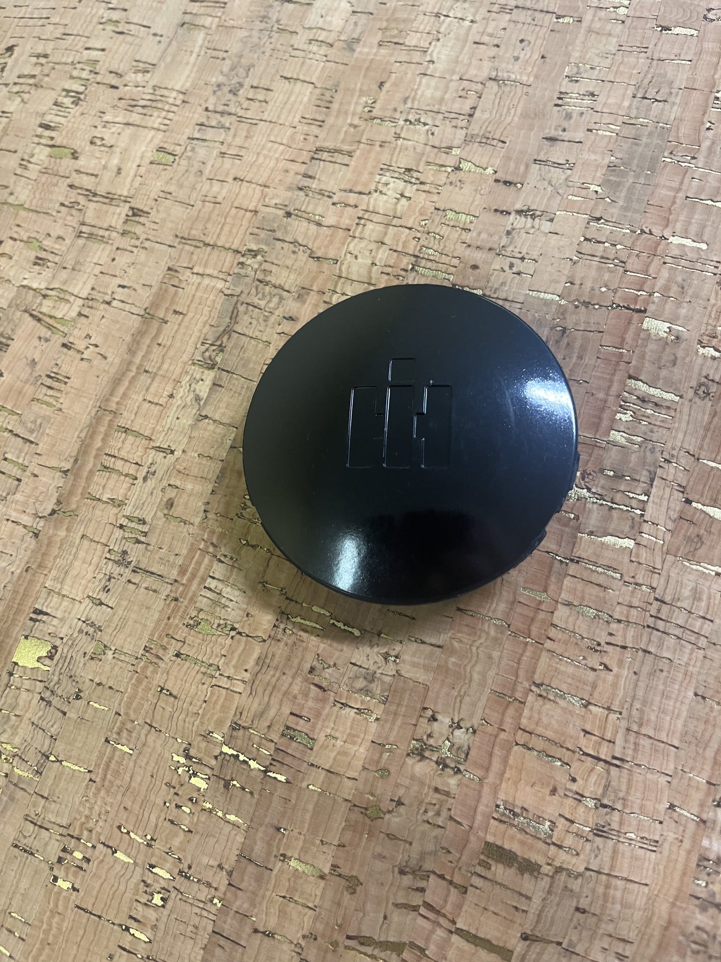 NOS MOT Horn Button (Rare) - SFJJ2T0013
