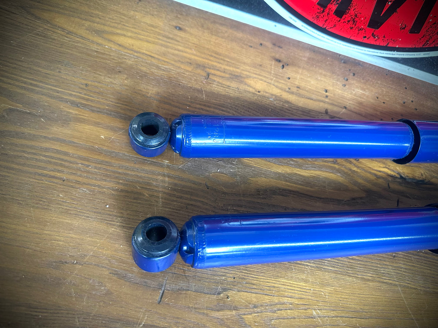 Replacement Front/Rear Shock Absorbers for 1/2T & 3/T IH L/R/S Series Pickup - Pair - SFJJ2T0255