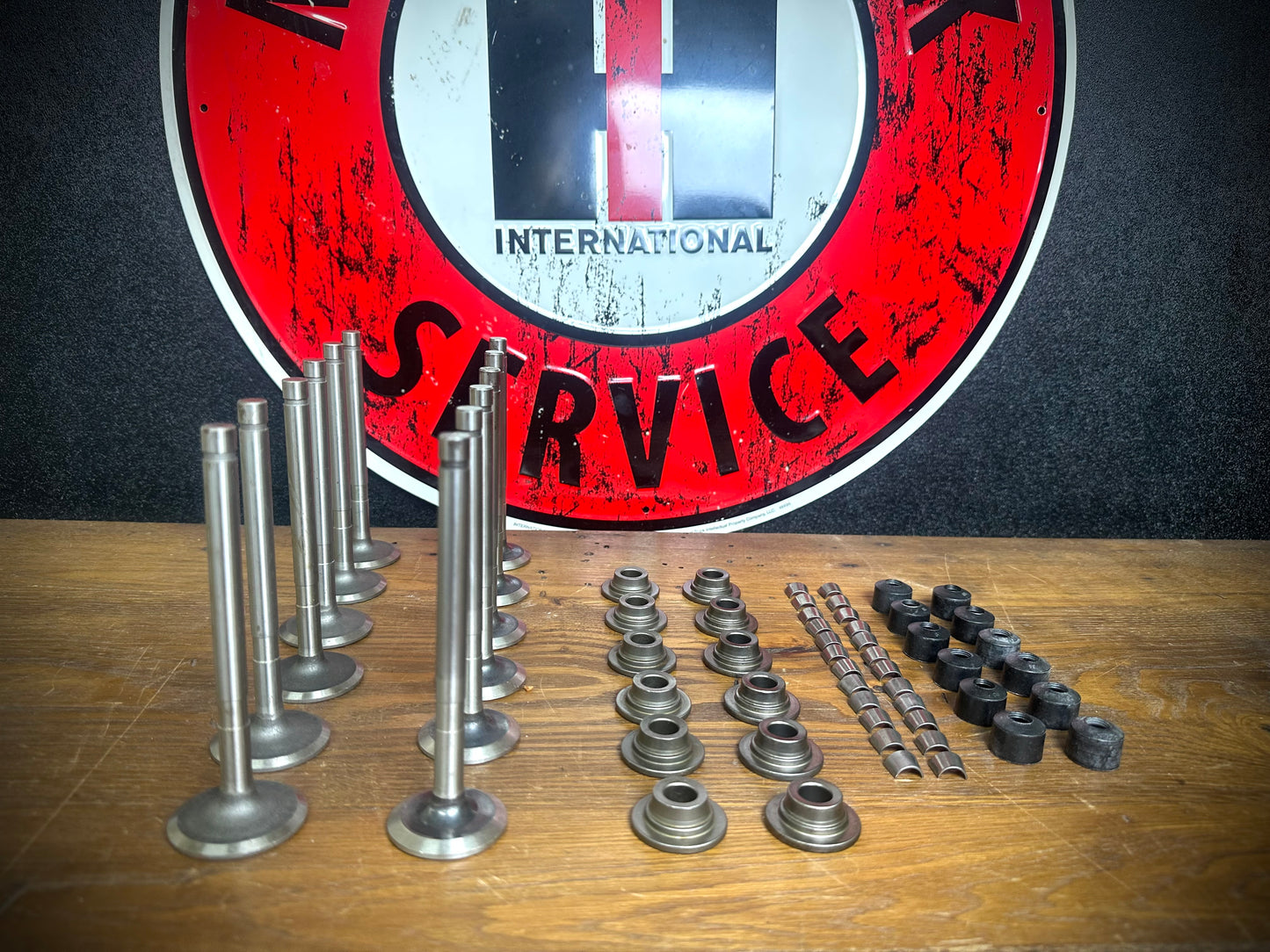 NOS SD220 Engine Intake and Exhaust Valve Kit - Full Set - SFJJ2T0261