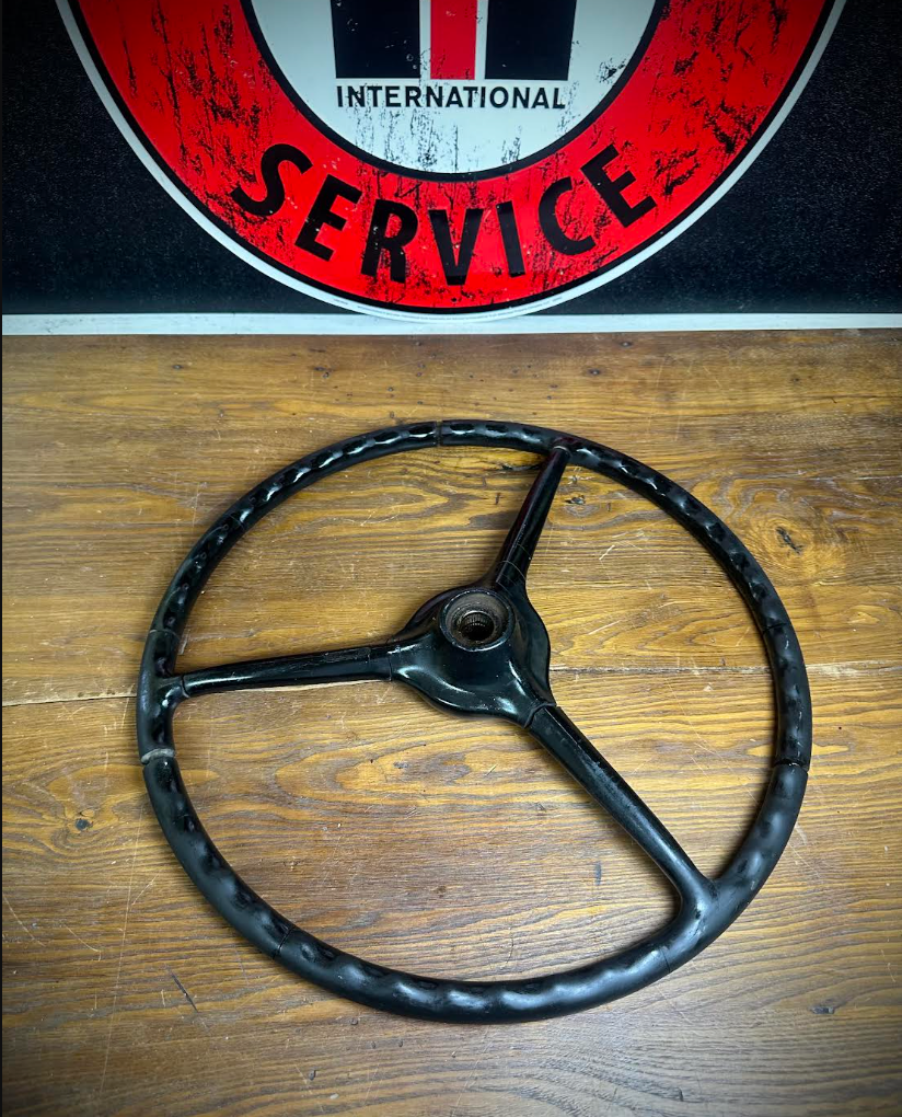 OEM IH Steering Wheel - Used/Driver Condition - SFJJ2T0292